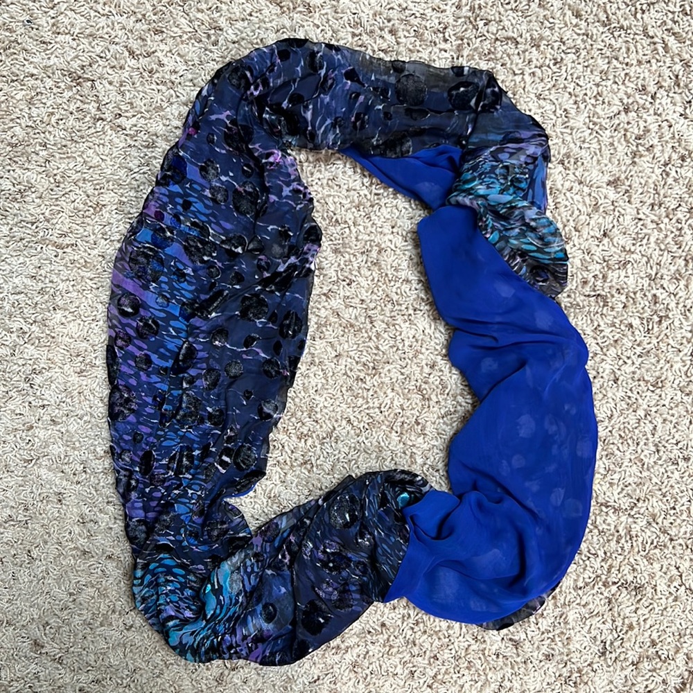 Infinity scarf